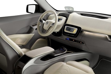 Shanghai Auto Show: An innovative center console for automotive interiors