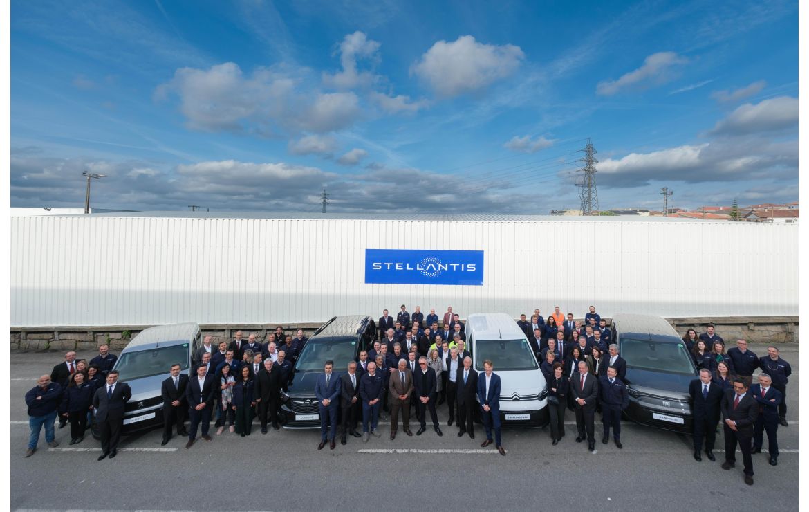 Stellantis allocates large series electric vans to Portugal plant - Just  Auto