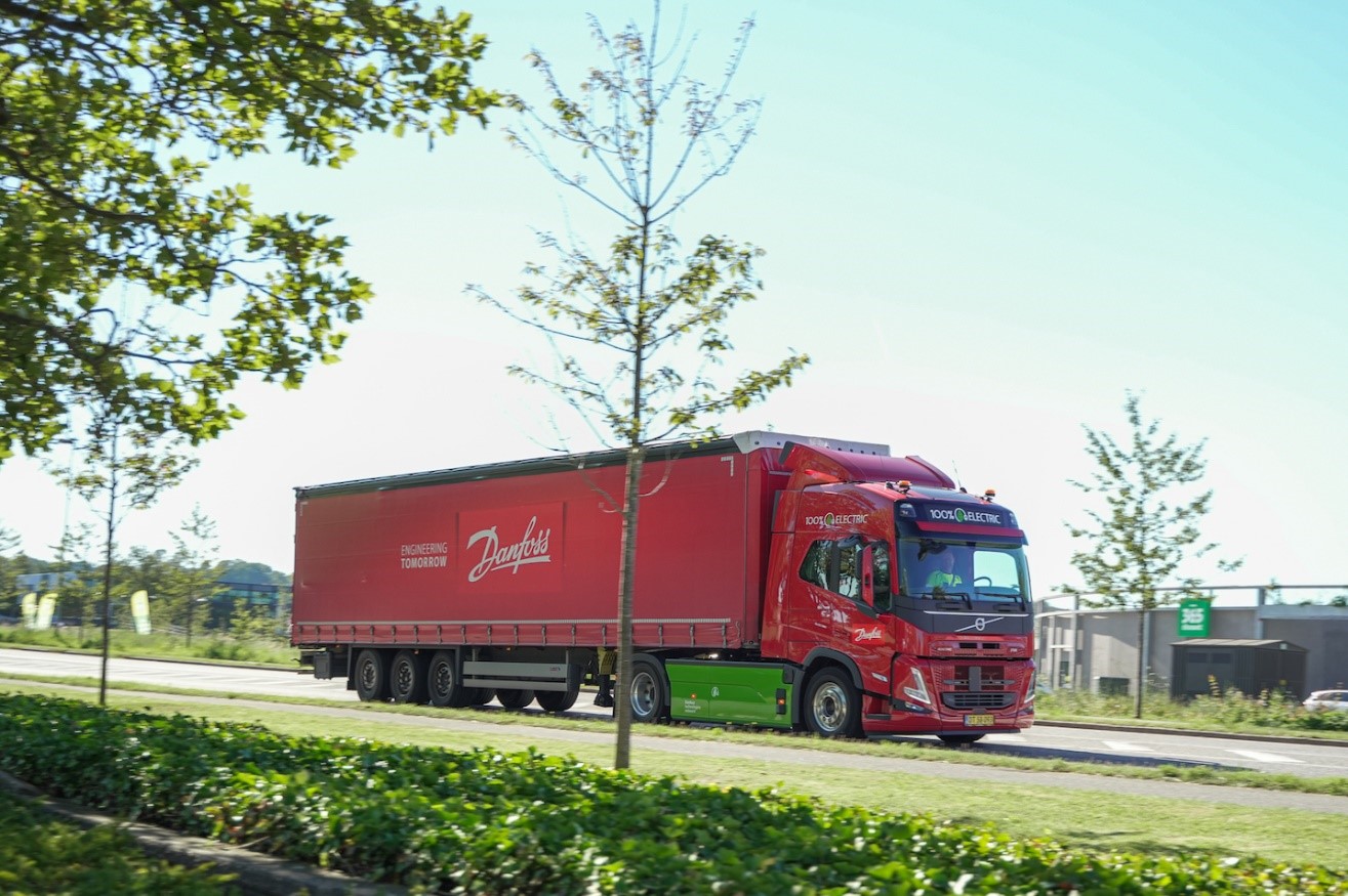 Volvo and Danfoss introduce 24-hour e-truck fleet - Just Auto
